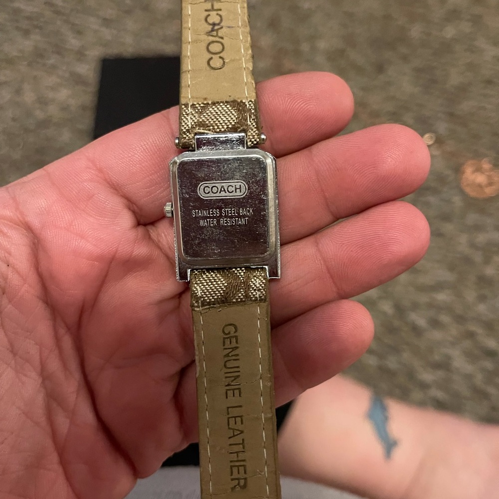 Coach watch - Picture 7 of 8